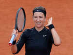 Victoria Azarenka knocked out, Osaka enters next round at French Open