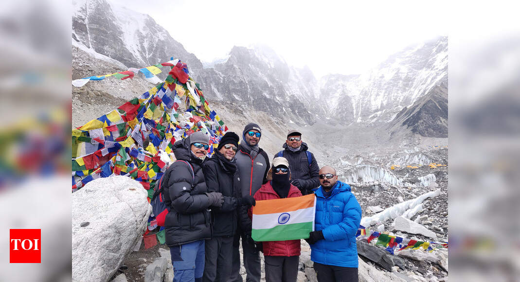 everest base camp down jacket