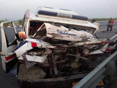 Image result for Another Accident Took Lives Of 4 People On Agra Lucknow Express Way