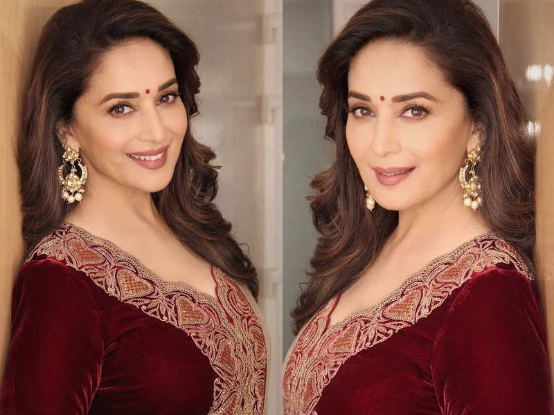 Madhuri Dixit&#39;s latest look will make you fall for this &#39;Mohini&#39; once again | Hindi Movie News - Times of India