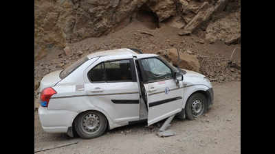 Himachal Pradesh: Rockslide crushes tourist taxi, kills driver