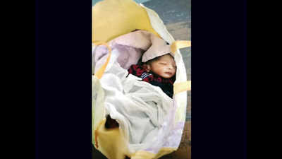 Baby left in cloth bag in motorman’s cabin found in deep sleep in Mumbai