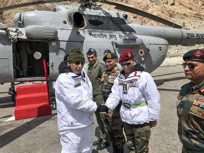 Rajnath Singh visits Siachen, says he will send thank you note to parents of jawans