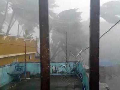 A month after cyclone 'Fani', 1.64 lakh families still without electricity in Odisha