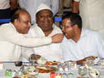 Political leaders attend iftar parties