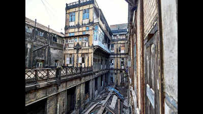 Open 64 rooms that ignored notice, list plans to secure Esplande Mansion: Bombay HC to Mhada