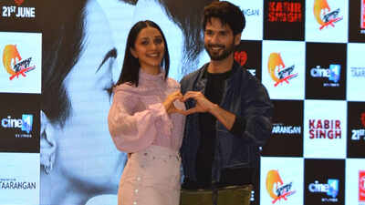 Shahid Kapoor and Kiara Advani at launch of 'Mere Sohneya' song from 'Kabir Singh'