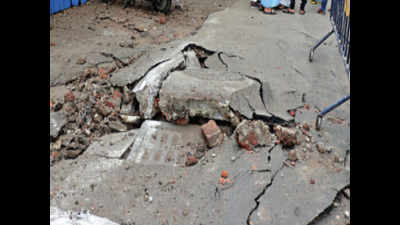 Kolkata: Gas build-up blows up manhole covers, rips asphalt off road
