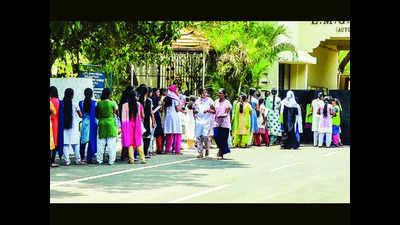 More NEET candidates in dist score over 400 this year