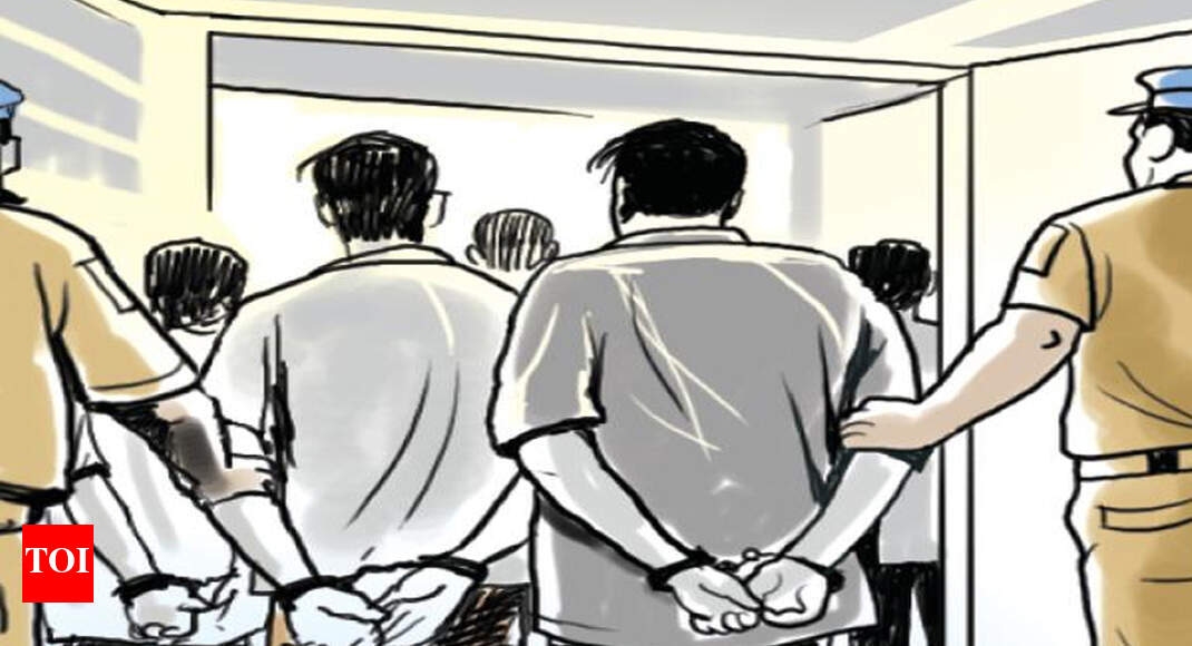 Delhi: Man Killed Over Affair, 4 Held | Delhi News