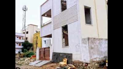Telangana: Squatters eat into 40 acre of government land
