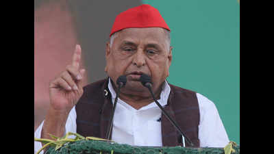 Mulayam hospitalised with high BP, discharged