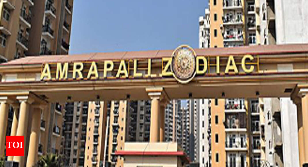 Noida: Buyer Moves Into Unfinished Amrapali Flat | Noida News
