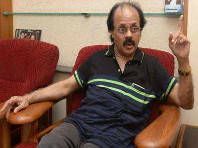 Celebrities mourn the demise of Crazy Mohan