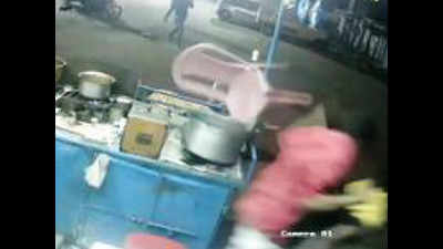 Ahmedabad: Goons ransack tea stall in Bapunagar, video goes viral