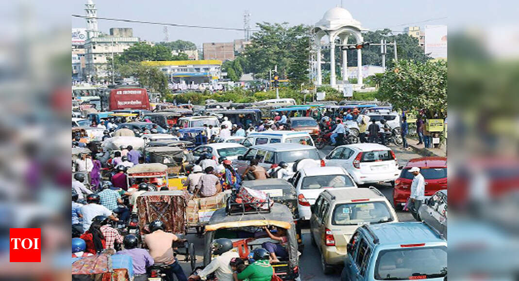 Encroachments, illegal parking continue to choke roads in Patna | Patna ...