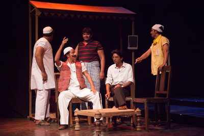 Gujarati theatre has become a sustainable option for us: Abhinay Banker