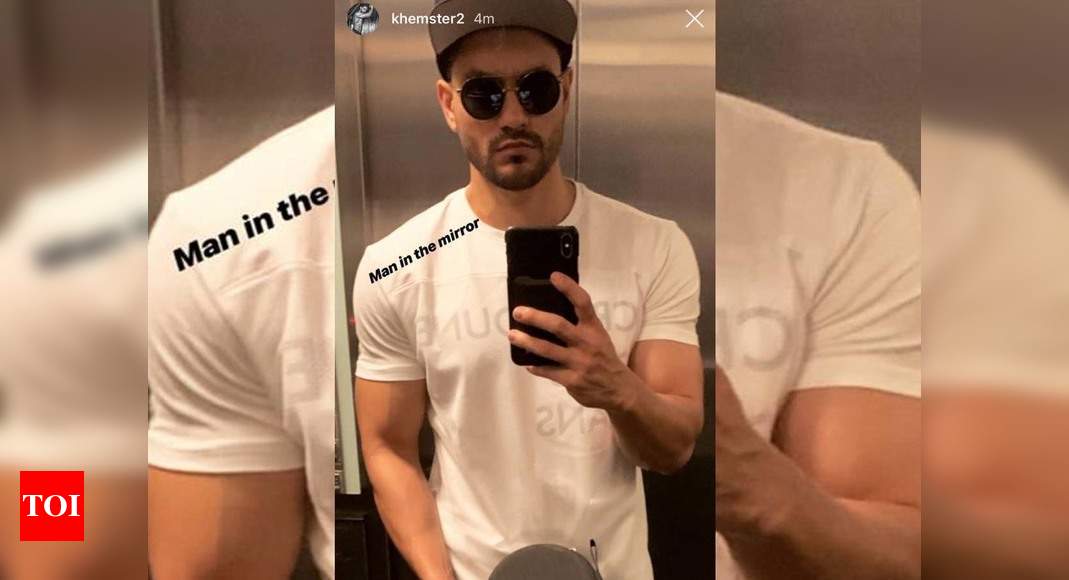 Photo Kunal Khemu S Man In The Mirror Selfie Is Nothing But Cool Hindi Movie News Times Of India