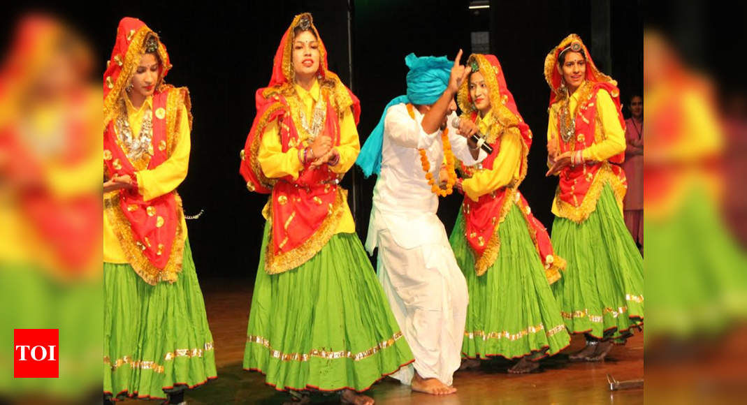 Chandigarh: Mirror of Haryanvi culture showcased | Chandigarh News ...