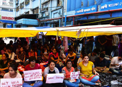 doctors strike assault nrs hospital sparks bengal govt india ani junior medical college go