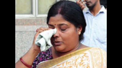 Kolkata: Brick dented doctor’s skull in mob assault
