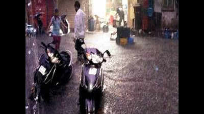 Temperature falls as Vayu brings rain to Mumbai and Navi Mumbai