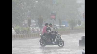 Cyclone Vayu makes Mumbai, Navi Mumbai breathe easy