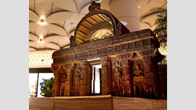 Mumbai airport gets Ajanta Caves installation