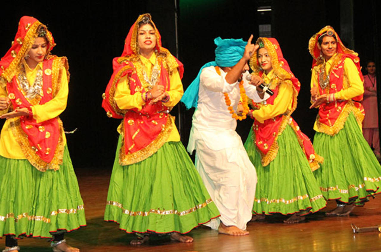 Folk Dance of Kerala Traditional Dance of Kerala  Lifestyle Fun
