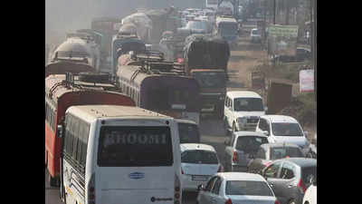 Commuters stranded in Agasaim jam