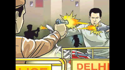 Delhi man on snatching spree tries to shoot his way out of trouble, hit in return fire