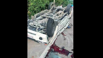 Three killed, nine hurt in SUV-truck crash in Pinjore