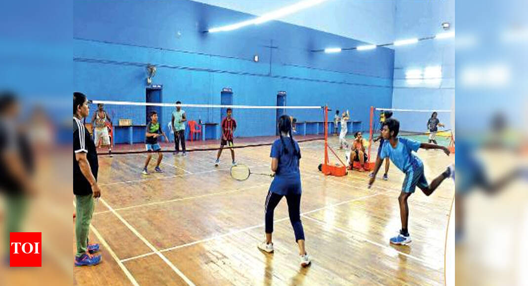 Contractor calls the shots at Chennai’s badminton courts, locals rally