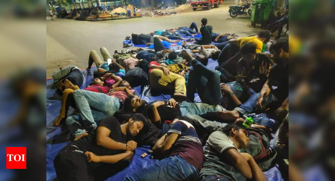 Junior doctors' stir in West Bengal enters fourth day | Kolkata News ...