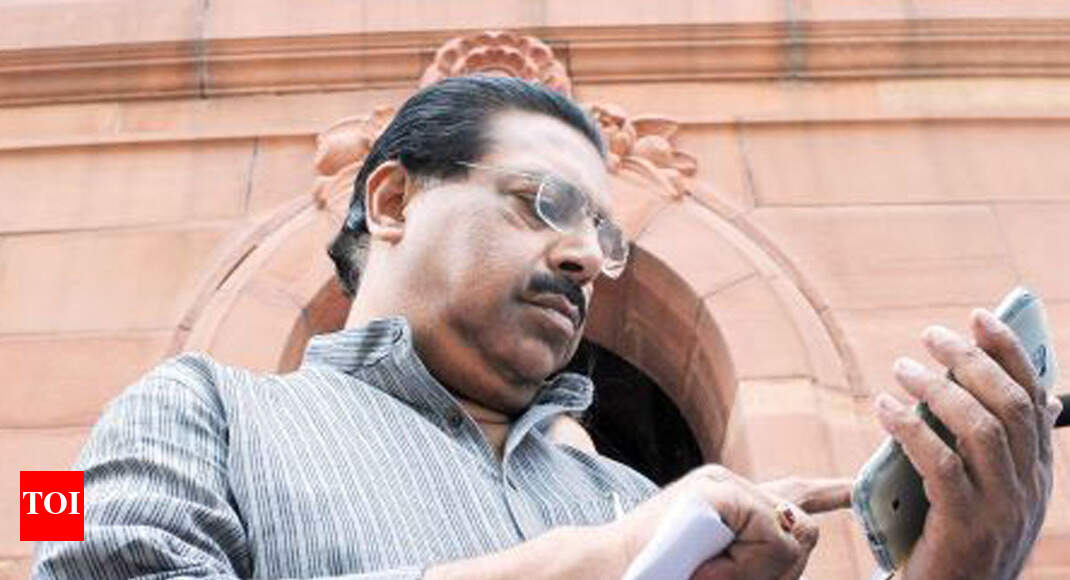 Section Of Delhi Congress Leaders Speak Up Against Party In-charge Pc Chacko | Delhi News