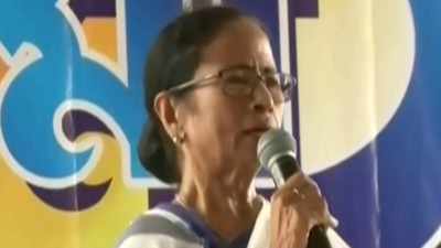 Those living in Bengal will have to learn how to speak Bengali, says Mamata Banerjee