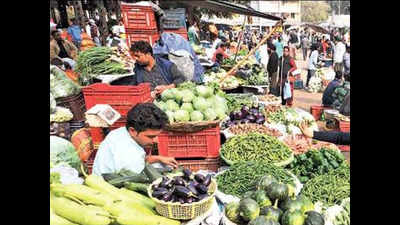 Chandigarh: As weather swings fruits, veggie prices, vendors feel the pain
