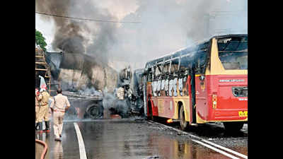 KSRTC bus, truck gutted after collision; 11 injured