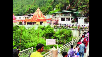 Devotees from India, abroad throng Kainchi Dham on annual fair