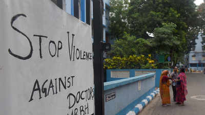 IMA to go ahead with nationwide strike tomorrow in support of protesting Bengal doctors