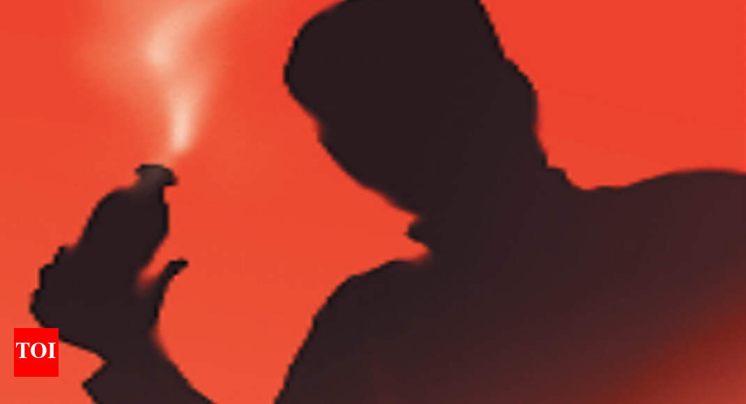 UP Youth throws acid on girlfriend’s fiance Lucknow News Times of