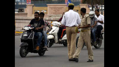 No entry for 2-wheeler riders without helmet in Lucknow | Lucknow News ...