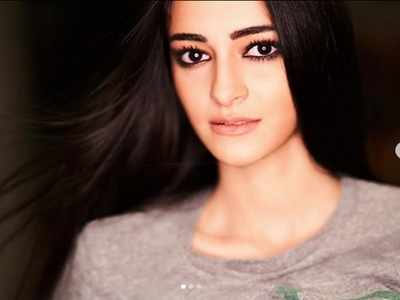 Ananya Panday shares new stills from her latest photoshoot