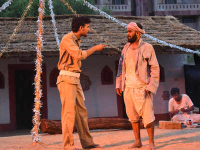 Chandrama Singh play delights Jaipurites