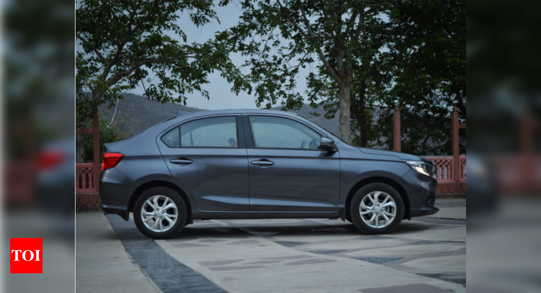 Honda 2nd Generation Amaze Crosses 1 Lakh Sales Milestone - Times Of India