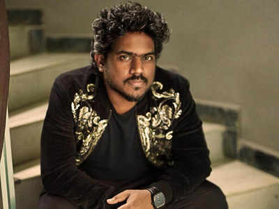 Download Yuvan Shankar Raja Tiger Fur Clothing Wallpaper | Wallpapers.com