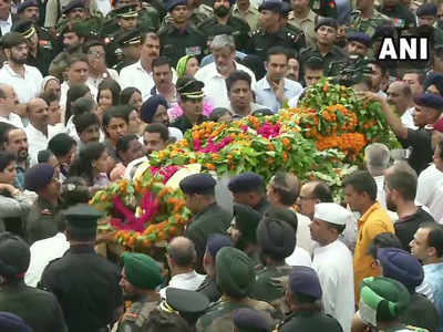 Thousands join final journey of martyred Army Major in Meerut