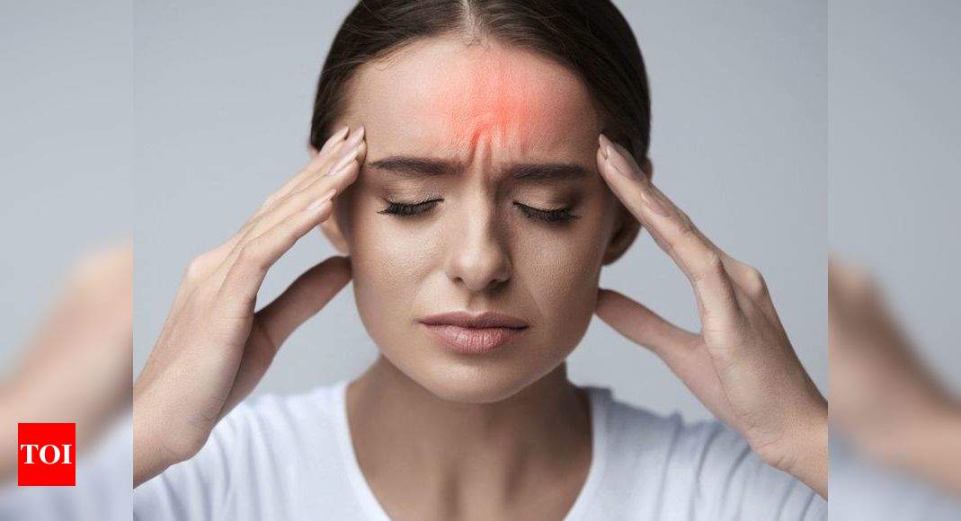 Suffering From Migraine Here S What You Should Eat To Reduce The Pain Times Of India