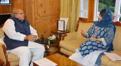Mehbooba calls on J&K governor Satya Pal Malik