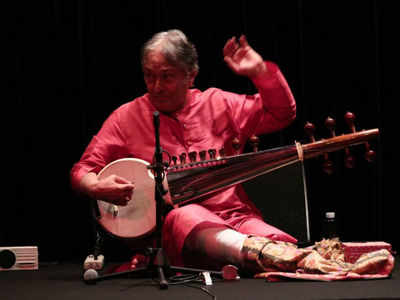 Sarod maestro Amjad Ali Khan enthralls audience at concert in China